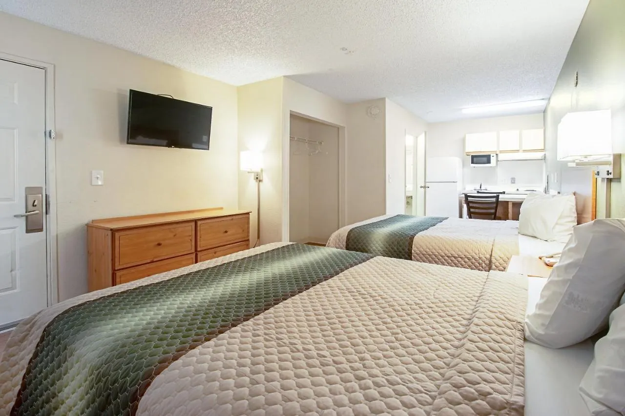Motel Hometowne Studios By Red Roof Phoenix - Black Canyon Highway